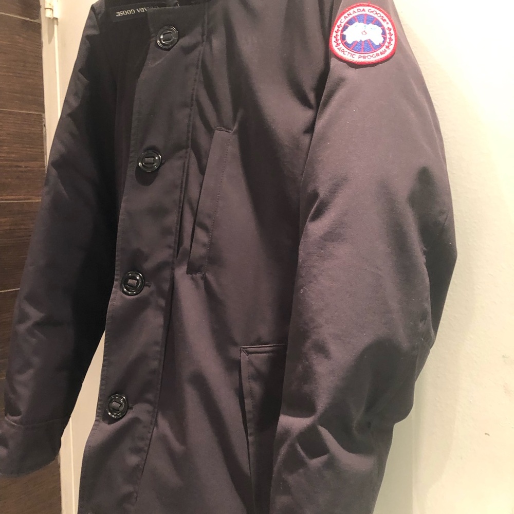 Canada goose Unisex size small black $300